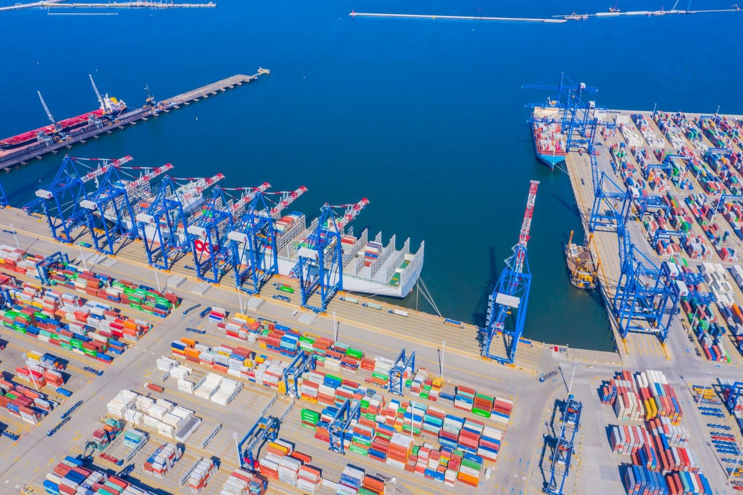 Chiến Lược Cross-Border E-Commerce Logistics Cho Doanh Nghiệp Việt